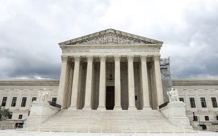 Supreme Court allows Trump admin to use federal voter eligibility database during appeal