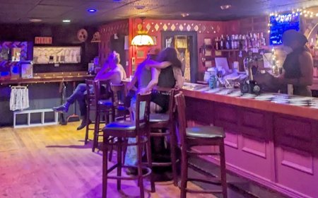 Massachusetts Communist Party chapter attacks Boston Globe over lesbian bar story
