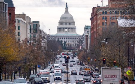 Two powerful federal courts face push to break free from DC bubble as unlikely duo steps in