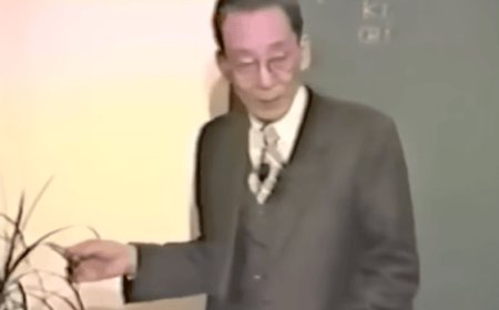 Skip navigation Create Avatar image This Scientist explains EXACTLY How the Human Hand Controls Reality