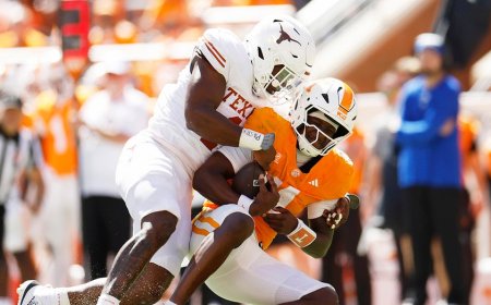 No. 1 Texas escapes Tennessee with thrilling SEC victory as President Trump watches on from Neyland Stadium
