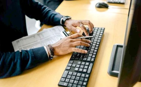 Malicious browser extensions can hijack AI assistants