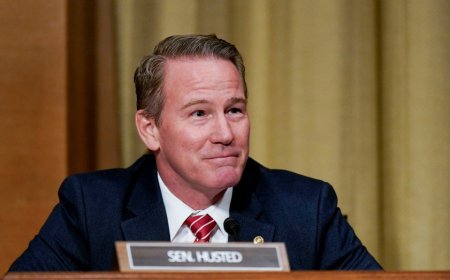 Reporter's Notebook: Senate Republicans scrap early exit from Washington as midterm stakes soar