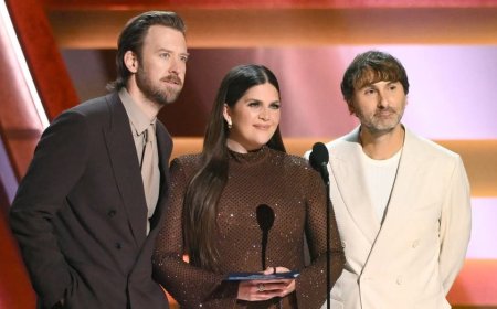 Lady A's Charles Kelley diagnosed with rare blood cancer after painful health scare