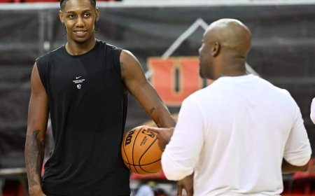 Barrett willing to wait on contract with Raptors