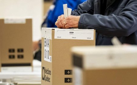 Party leaders continue appeal to voters as Quebec election campaign enters 35th day