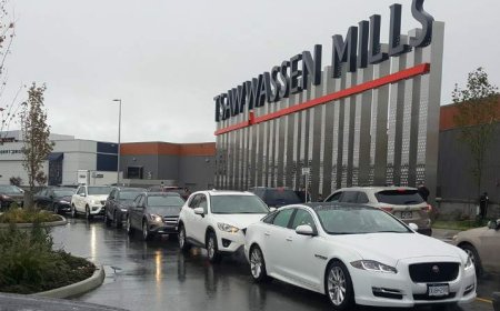 Incident in progress at Tsawwassen Mills, people told to avoid the area