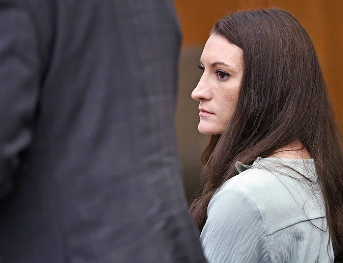 Social media is Lindsay Clancy wild card that could tilt potential retrial to the defense, retired judge says
