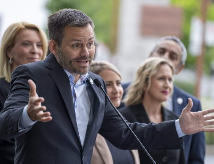 Week two of Quebec campaign dominated by debates on immigration, language