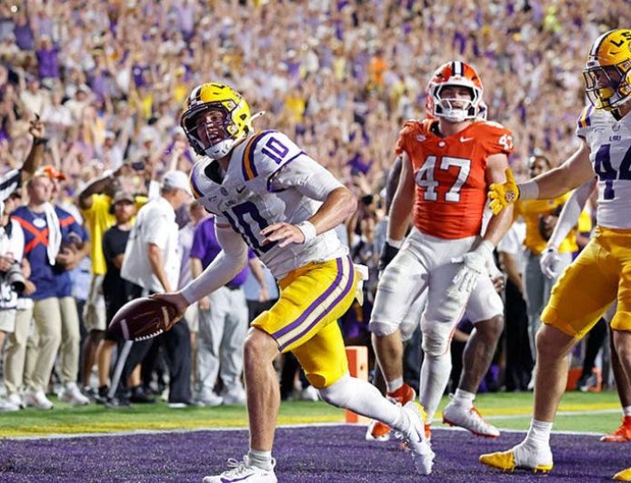 Sam Leavitt injury bombshell sends LSU-Ole Miss showdown into chaotic mode, as Kiffin's return looms