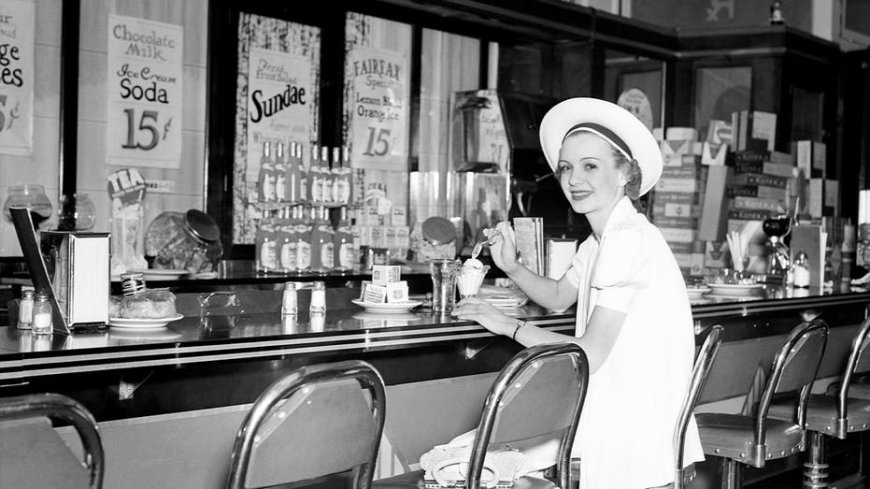 Before McDonald's and Starbucks, Americans packed these once-beloved lunch counters