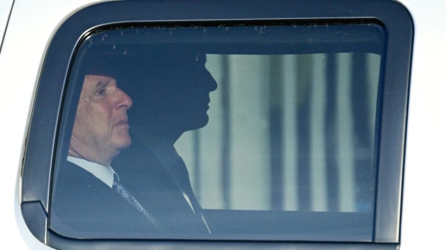 US Envoys Witkoff, Kushner Land in Moscow for Peace Talks as Putin Halts Attacks on Kiev