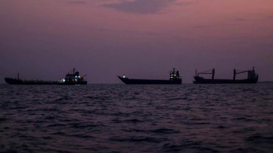 WATCH: US Forces Destroy Three Tankers in Hormuz after Failed Attack on US Navy