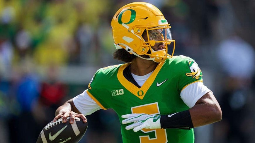 Dan Lanning spars with reporter after Dante Moore misses media following Oregon's loss to Oklahoma State