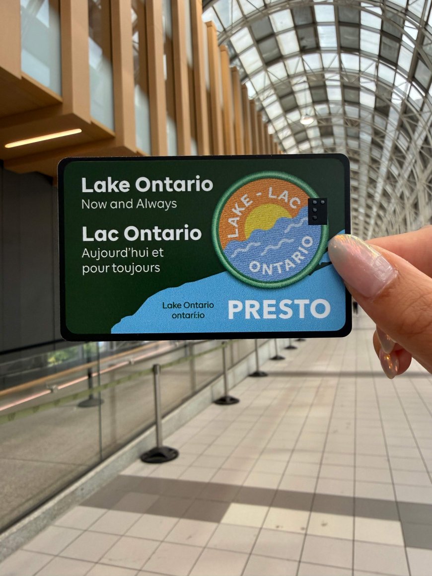 Metrolinx hands out limited-edition Lake Ontario Presto cards at Union Station