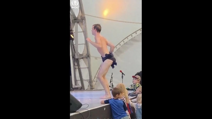 Germany: He Danced In His Underwear In Front Of Children, Now Police Could Open An Investigation
