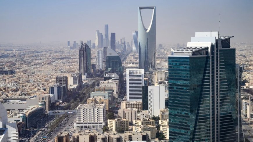 Houthis Hit Saudi Capital