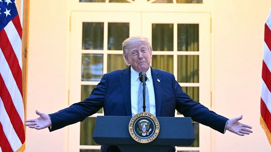 Ron Paul: President Trump Bribes the People