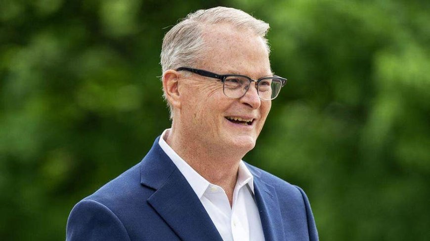 Kansas Democrat begs Kamala Harris not to campaign with him, ‘Please do not come to my state’