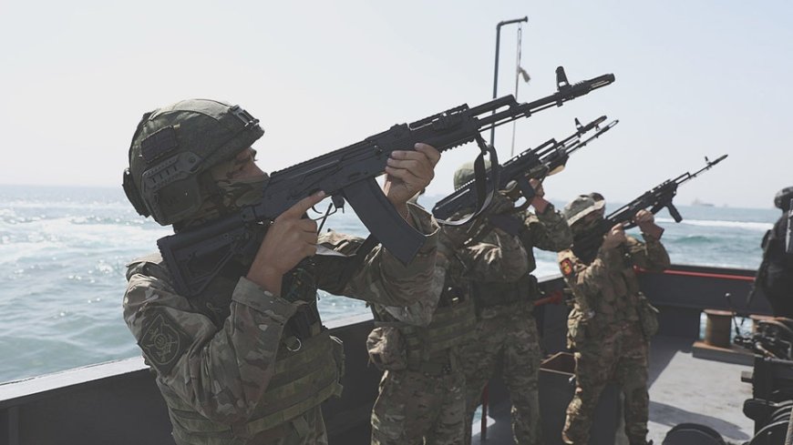 Foreign leader on Putin’s doorstep sounds alarm over Iran fueling Moscow’s war machine