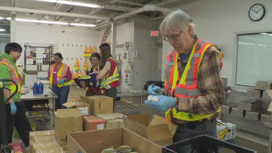 More than 60K people access food banks in Manitoba each month, report says