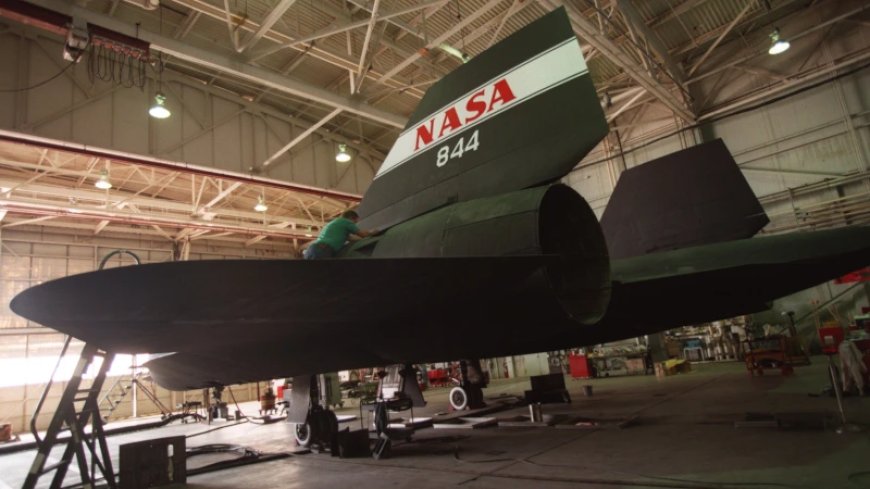 Mystery Deepens as Spy Aircraft Disappears From US Air Base Without Explanation