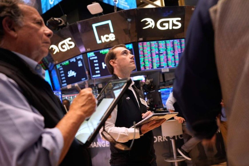 Stock markets struggling to keep up with rising oil prices and bond yields