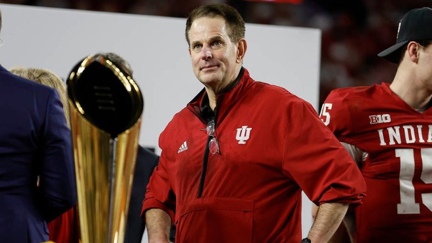 Will the College Football Playoff selection committee's new rules make their rankings better?