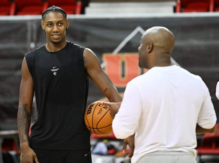Barrett willing to wait on contract with Raptors