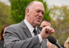 Border czar Tom Homan clashes with CBS interviewer over migrant deaths, asks for Biden-era data