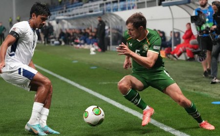 Israeli soccer players wear armbands to remember terror attack victims as Irish opponents pull stunt again
