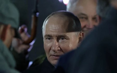 Watch LIVE: For The First Time, Putin Officially Threatens To Use Nuclear Weapons In TV Address! Anti-White Race War Migrant/Invader Uprising Spreads Across Europe! Elon Returns To DC To Take Control Of The Super Intelligence Arms Race! Share Feed!
