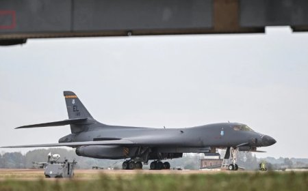 US Withdraws All B-1 Bombers for British RAF Base after Foiled Terror Attack