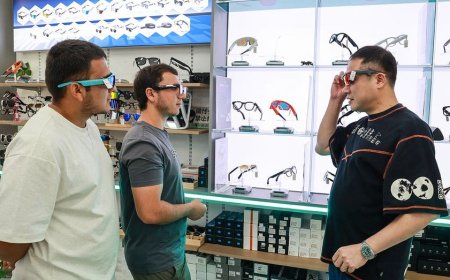 Privacy fears push vacation spot to consider ban on favorite accessory for travelers