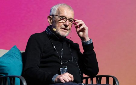 Francis Halzen wins Nobel physics prize for work on ghost particles