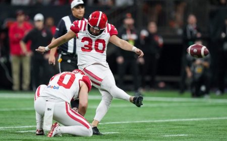 Calgary kicker Paredes to retire after season