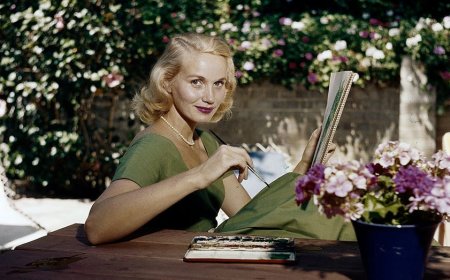 Eva Marie Saint, Oscar-winning ‘On the Waterfront’ and ‘North by Northwest’ star, dead at 102