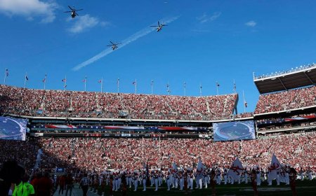 Hurricane Isaias threatens Georgia vs. Alabama SEC showdown as Trump plans Tuscaloosa visit