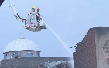 Fire displaces 30 people, injures 3 in Park Extension area of Montreal