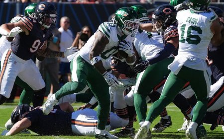 Sports radio legend piles onto Jets' woes after bizarre social media post: 'Can screw up a one-car funeral'