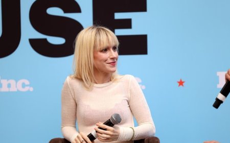 Paramore's Hayley Williams targets Christian nationalism as America's 'greatest threat' to democracy