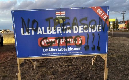 7 Alberta referendum signs vandalized in Fort McMurray
