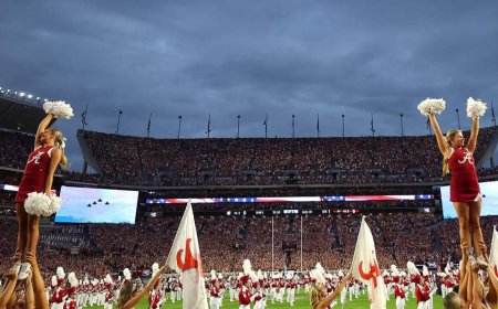 Watch as OutKick's Trey Wallace braves Hurricane Isaias' before Alabama-Georgia showdown in Tuscaloosa