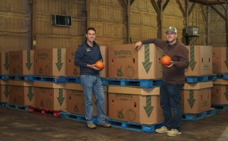 High costs haunt Canadian ornamental pumpkin farm