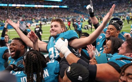 Jaguars kicker sticks it to Eagles fans after nailing game-winning 57-yard field goal in London