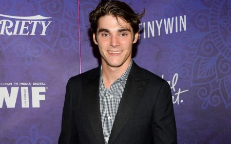 ‘Breaking Bad’ actor RJ Mitte dead at 34