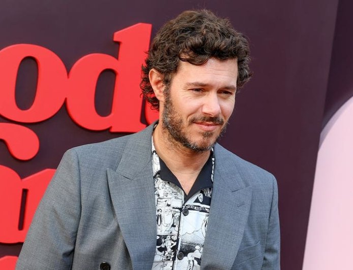 Rabbi who worked on Adam Brody's Netflix show slams actor over Gaza comments