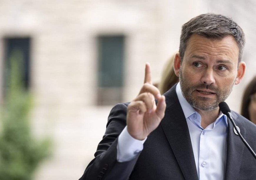 Quebec parties make final pitches with election days away