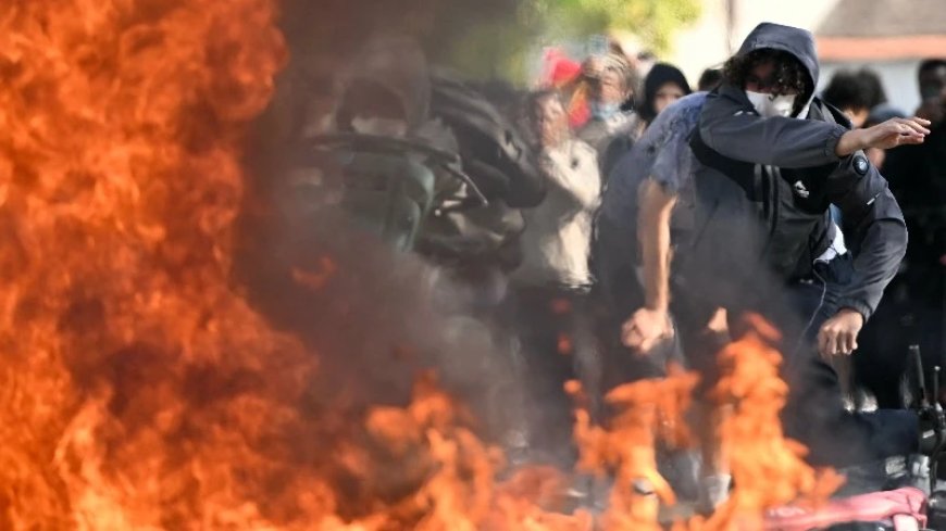 France Burns: Alien-Background Students Rampage Across Country, Teachers Doused In Gasoline, Schools Set On Fire, Hundreds Of Arrests Reported
