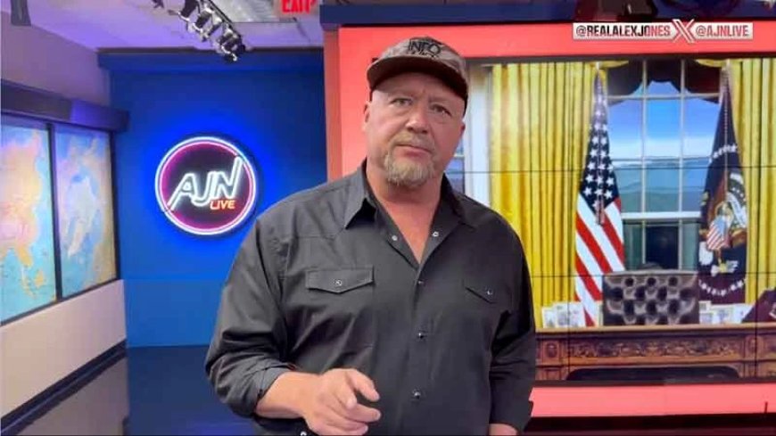 WATCH: Alex Jones Investigates Original Infowars Studios After MSM Reports Claimed Bloomberg-Backed Onion Took Over!